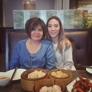 Meet your Posher, Christie